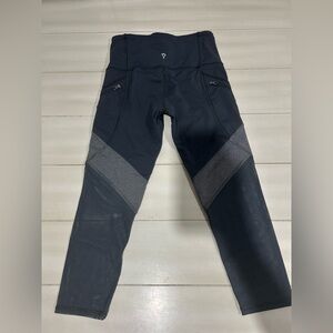 Ivivva Charcoal Gray Leggings size 12